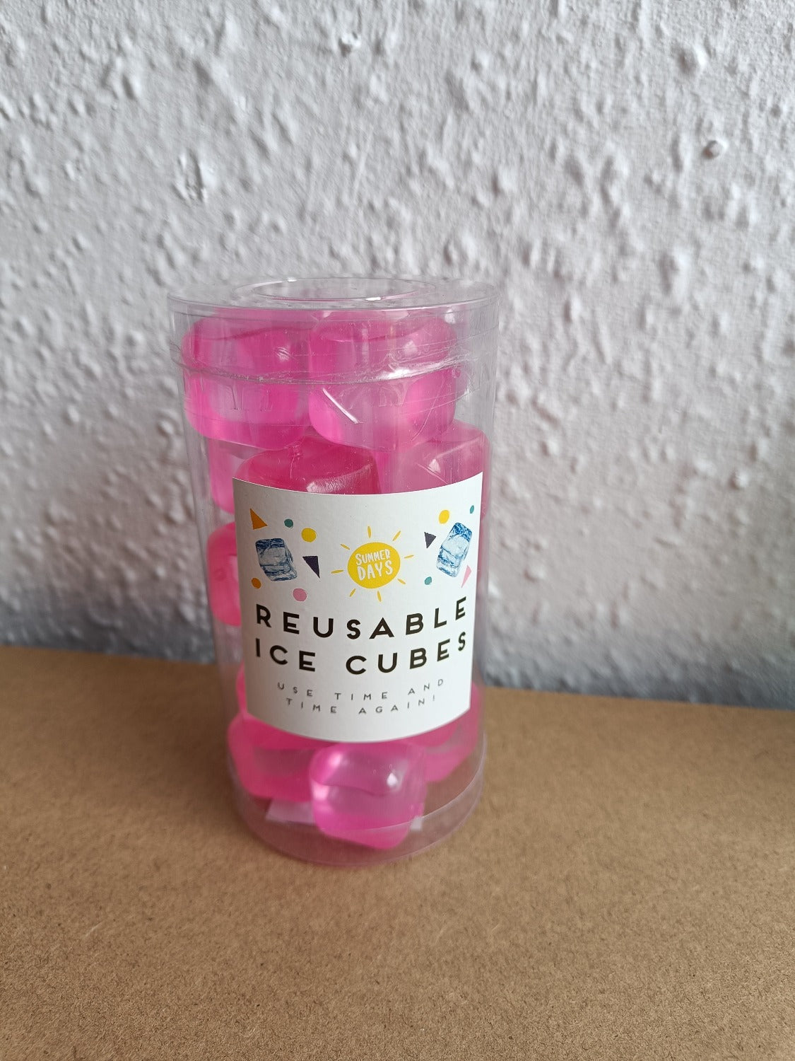 Clearance 4x 20 Reusable Ice Cubes