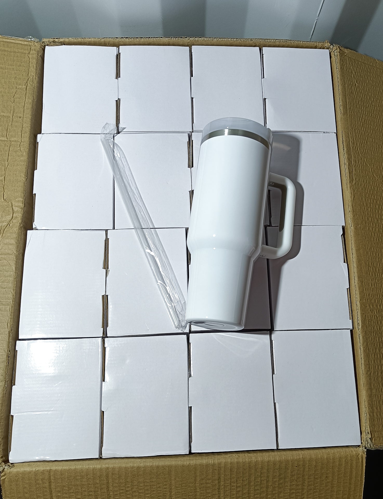 CLEARANCE 16x 40oz Gen 2 white sublimation dupe - With Defects