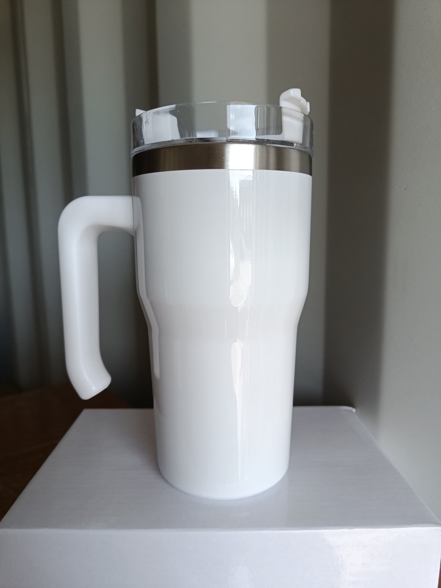 Clearance 20oz side-handle sublimation cup with rim