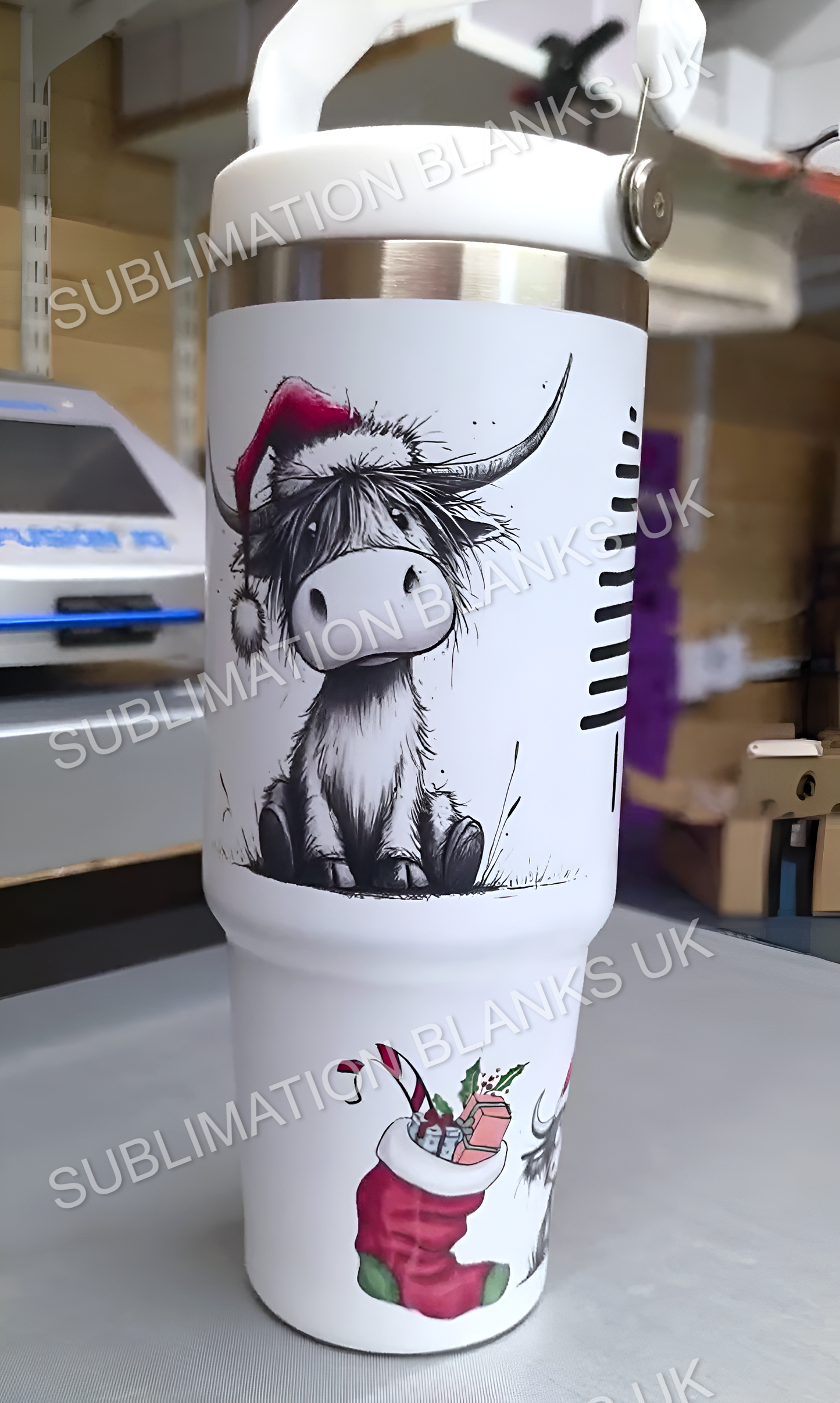 30oz sublimation tumbler with flip straw and swing handle